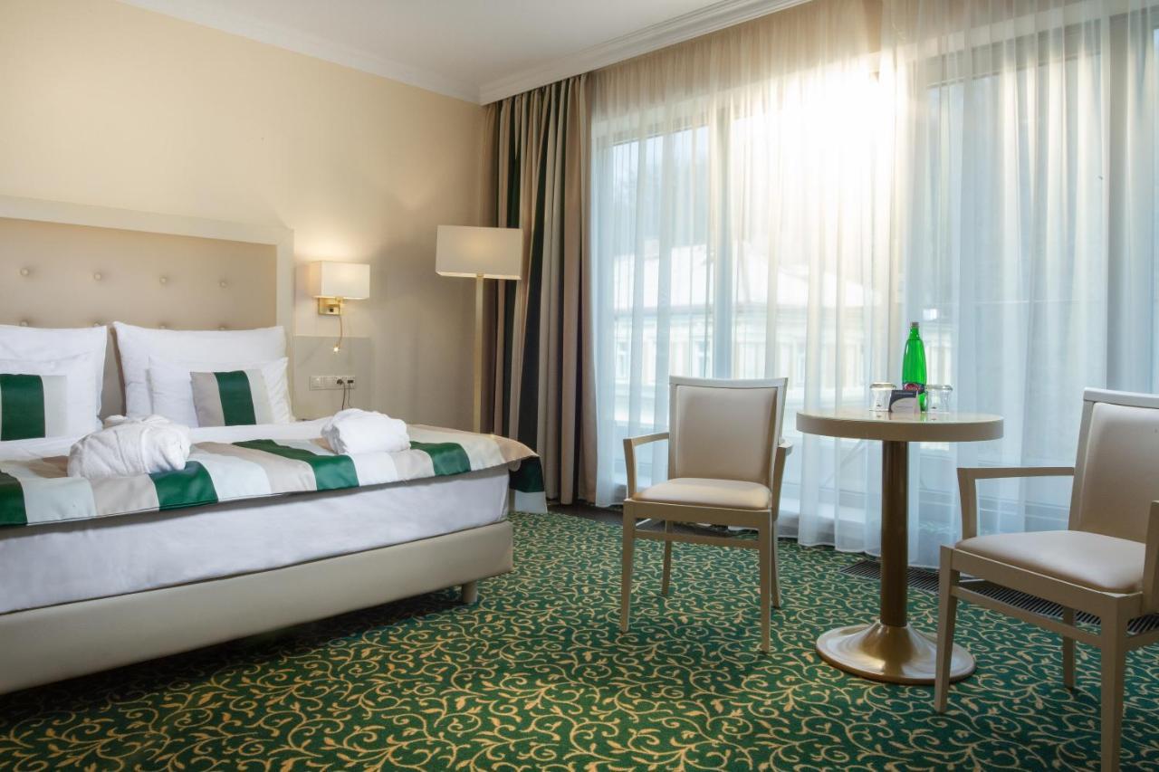 Grandhotel Nabokov Mariánské Lázně Екстериор снимка