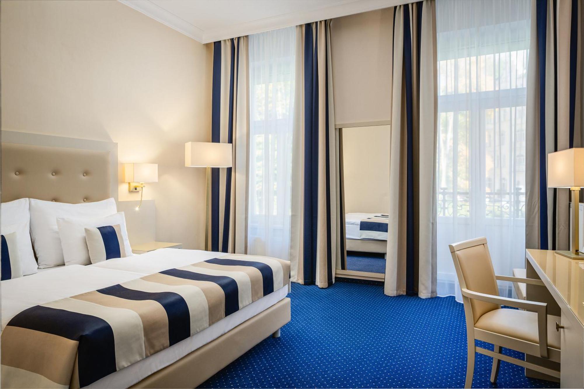 Grandhotel Nabokov Mariánské Lázně Екстериор снимка